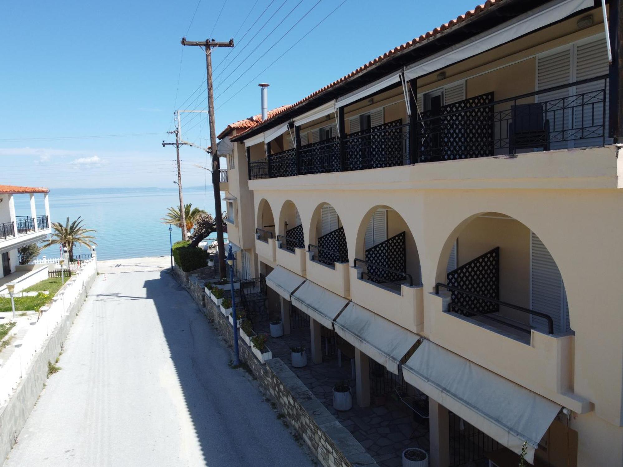 Polychrono Beach Hotel Exterior photo